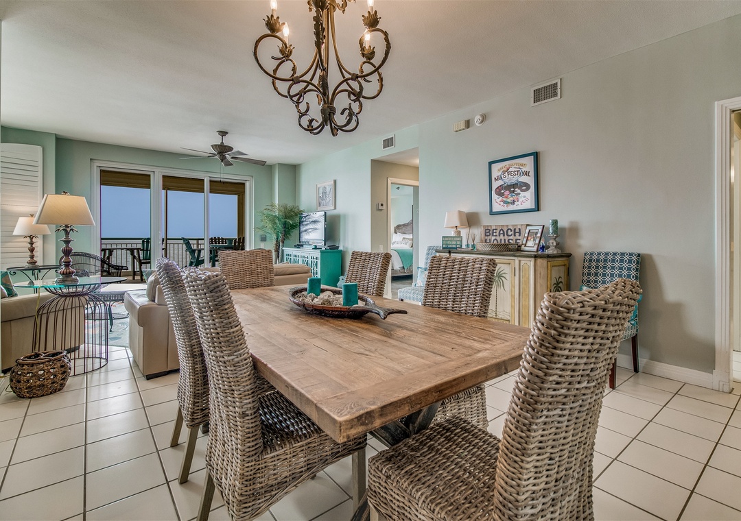 Beach Colony Tower 10B Dining For Six
