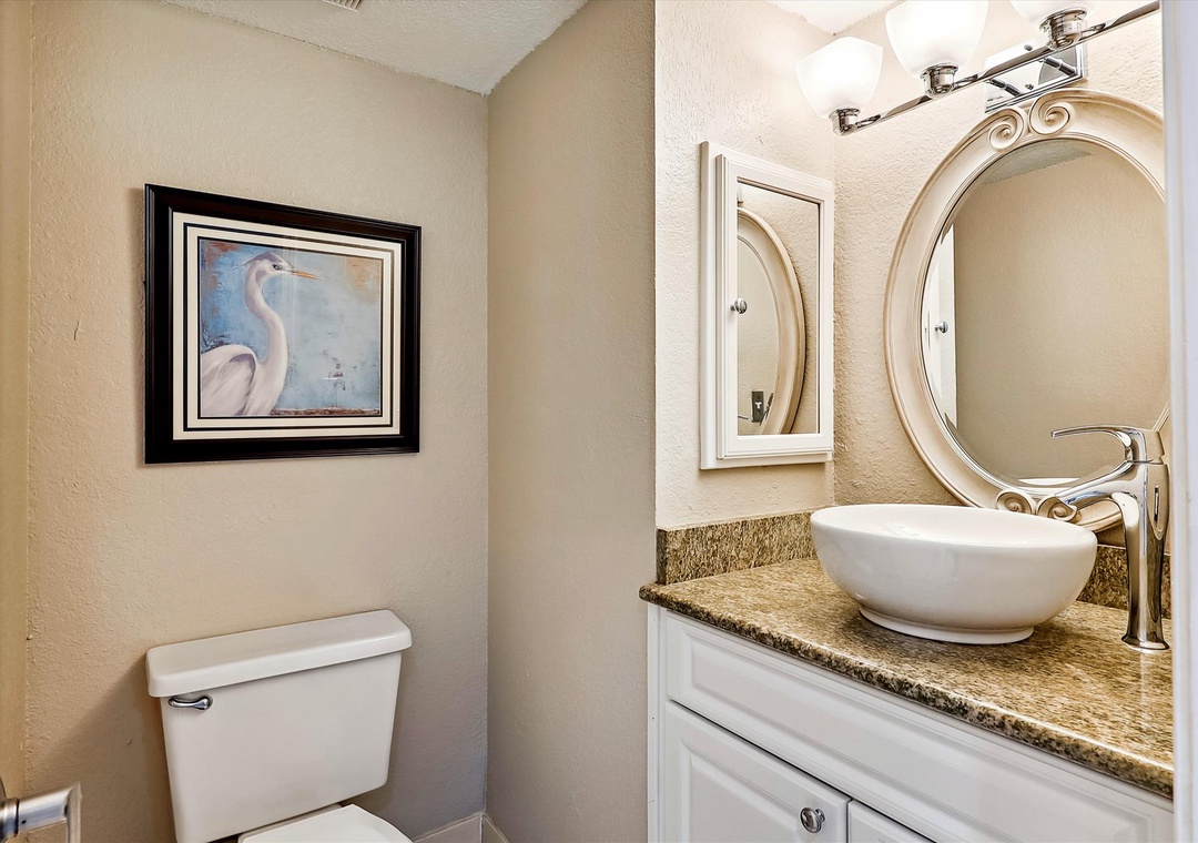 Perdido Sun 714 Half Bathroom