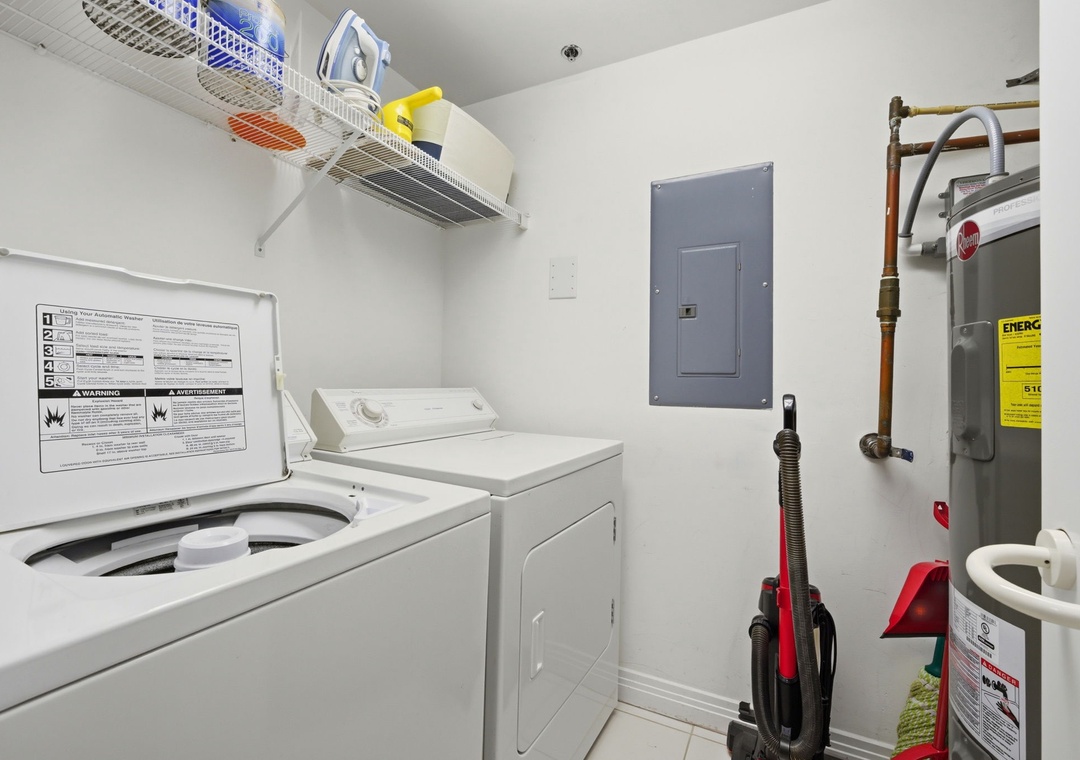 Beach Colony Tower PH1D- Laundry