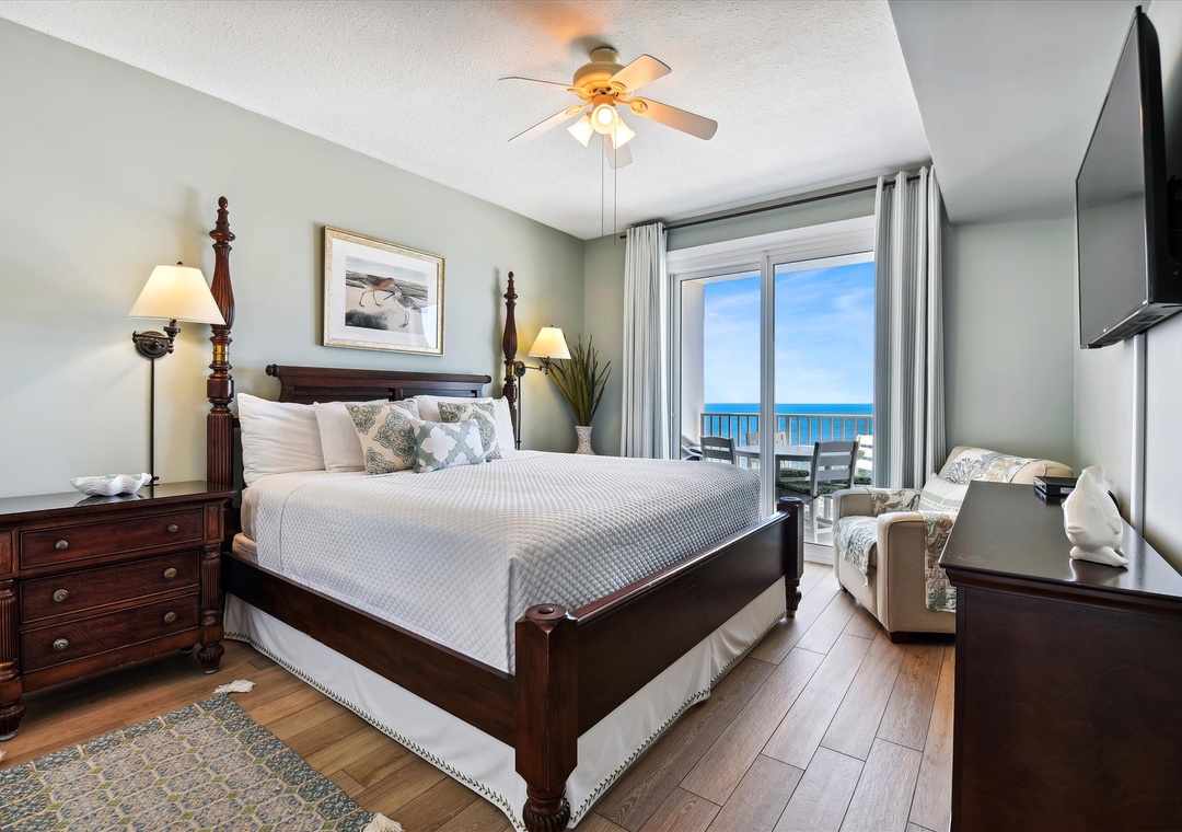 Windemere 706 Guest Bedroom #1 with Balcony