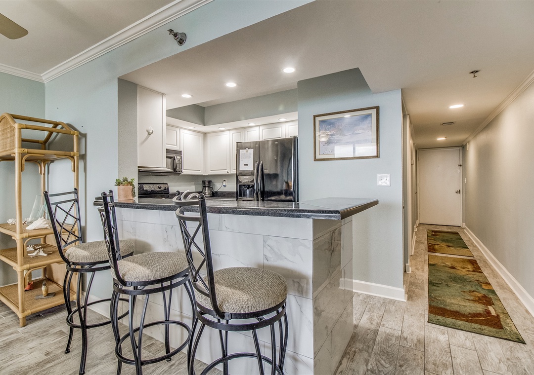 Perdido Sun 1004 Kitchen Bar Seating for 3