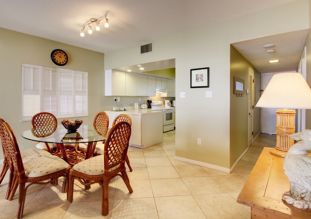 Shipwatch A204 Dining Room