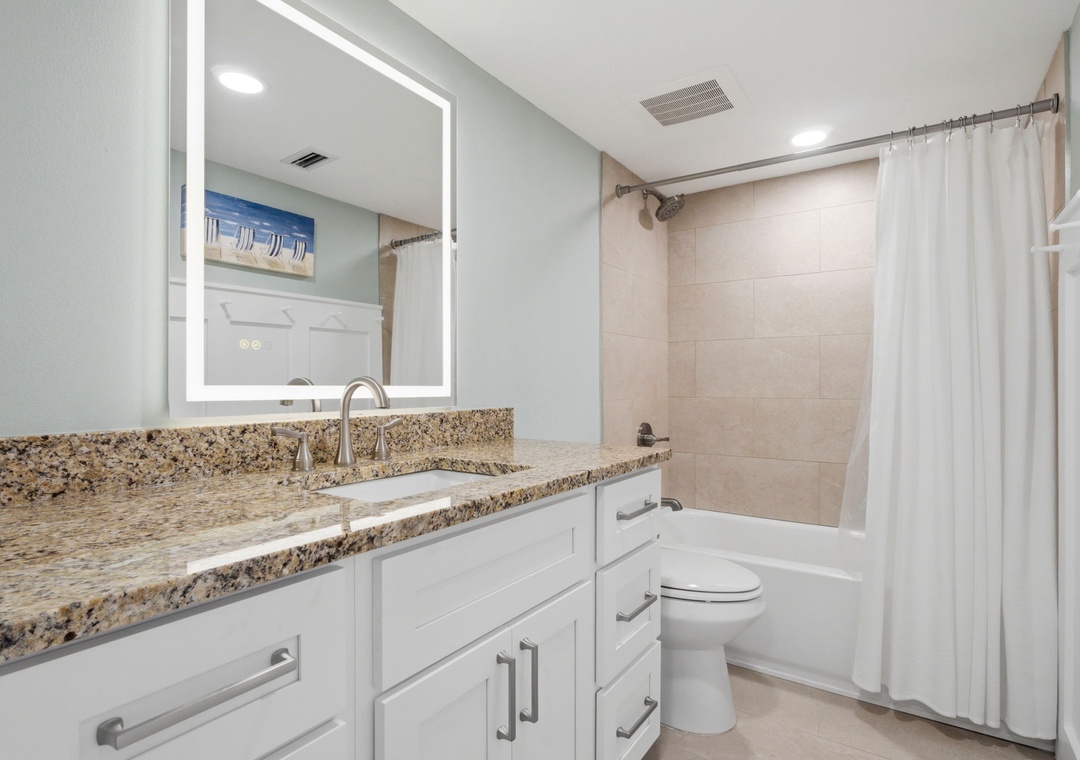 Sandy Key 818- Bathroom 2