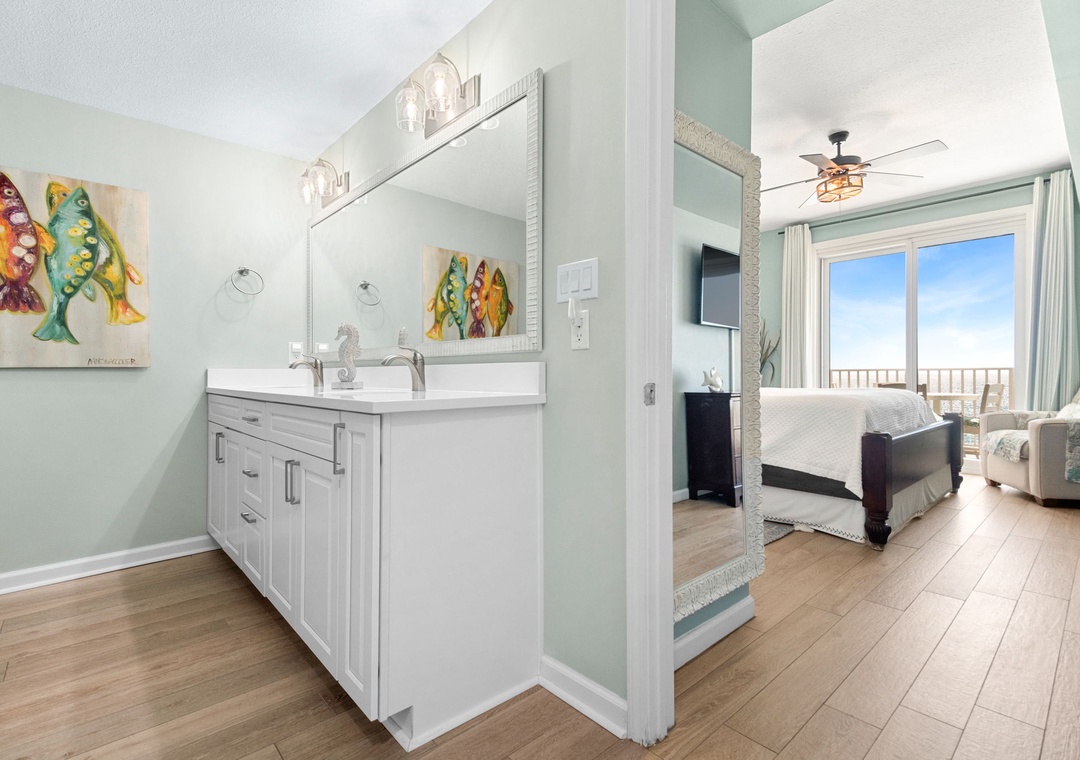 Windemere 706- Bathroom 1