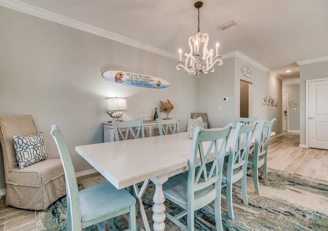 Lost Key Shore To Please Dining Table and Chairs for 7