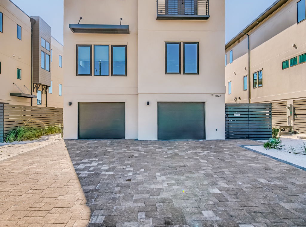 Vivianna 11 Exterior 26