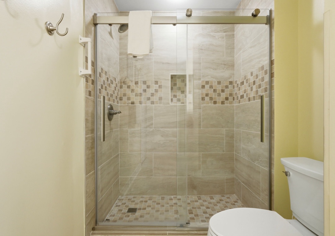 Beach Colony W6B- Bathroom 2 Shower