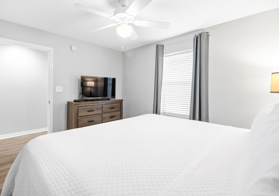 Grand Caribbean 106 - Bedroom 1