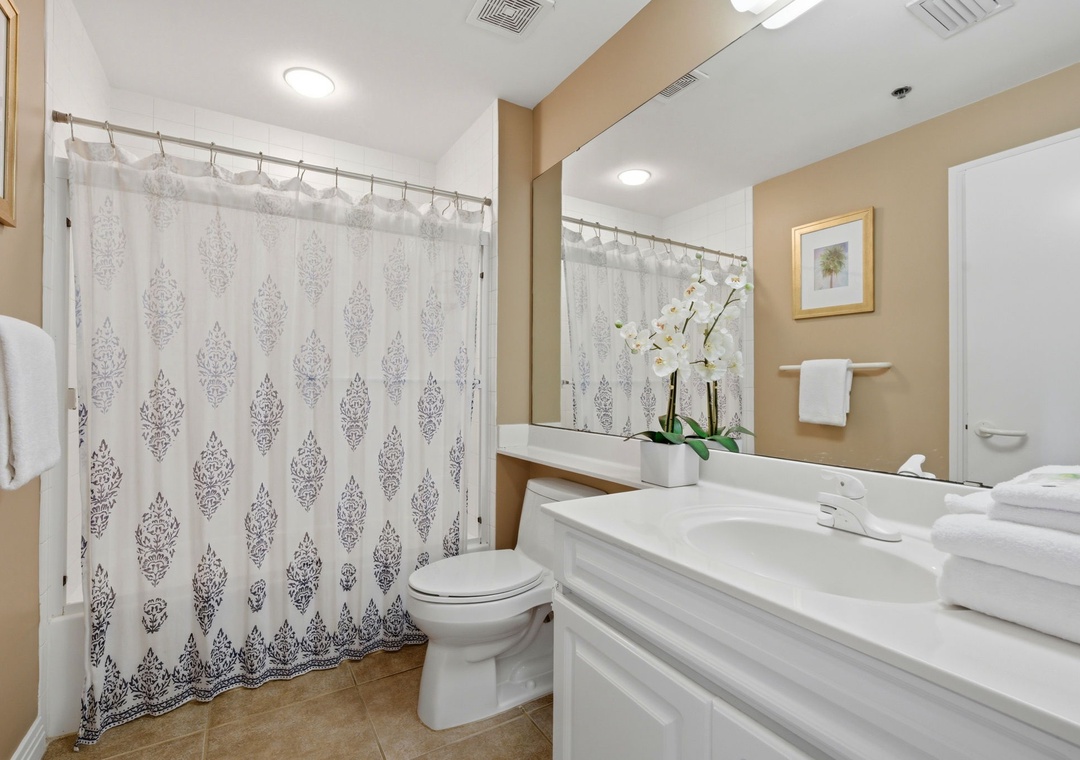 Beach Colony Tower PH1D- Bathroom 3