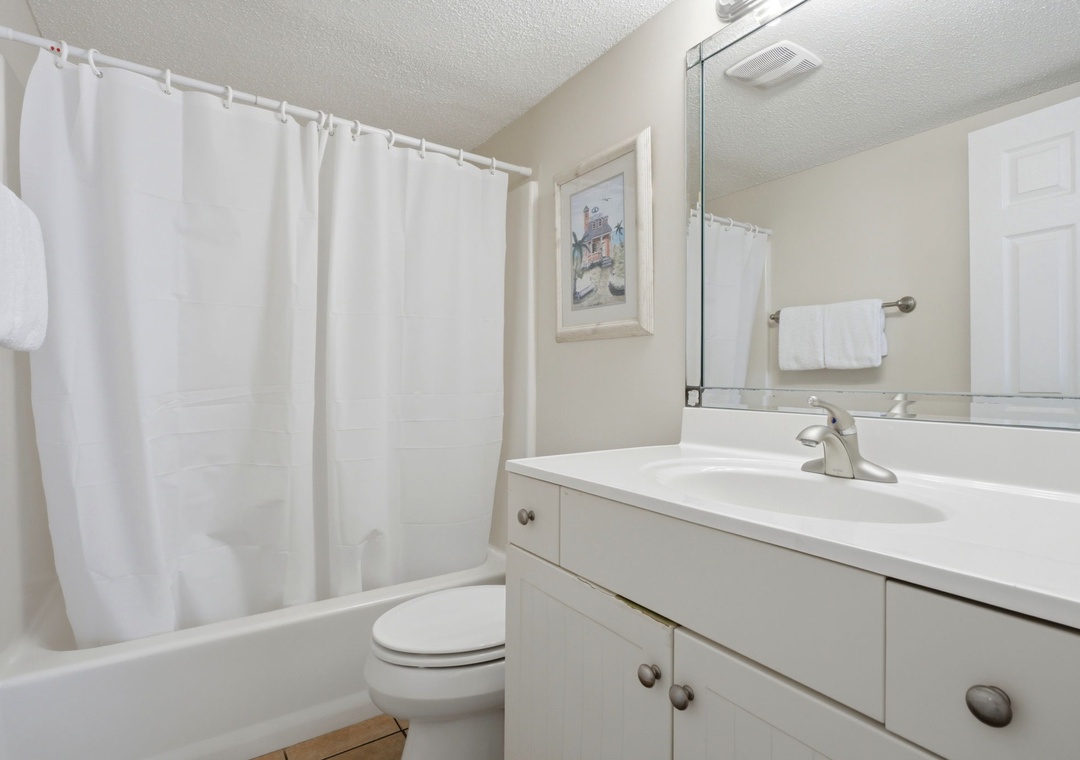 Ocean Breeze East 702- Bathroom 1
