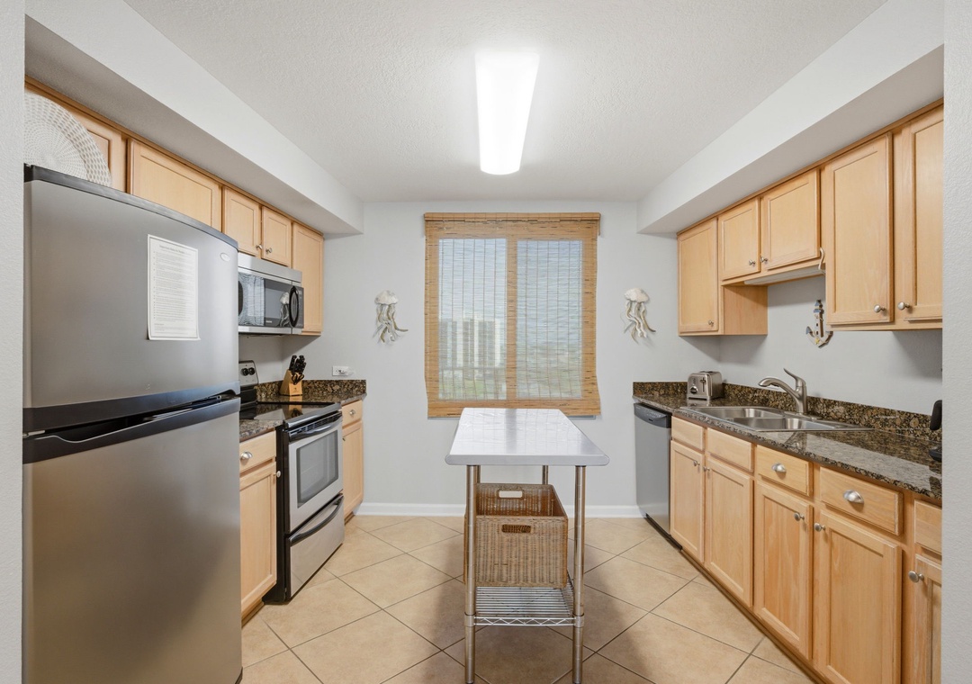 Perdido Towers 707- Kitchen