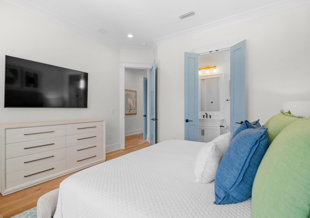 Azura - Second Floor - Fourth Bedroom