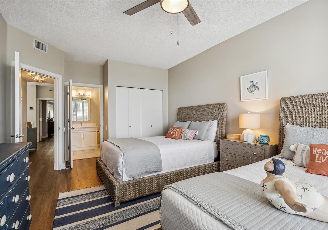 Beach Colony Tower PH1A (16A) Guest Bedroom #1 with Attached Bathroom