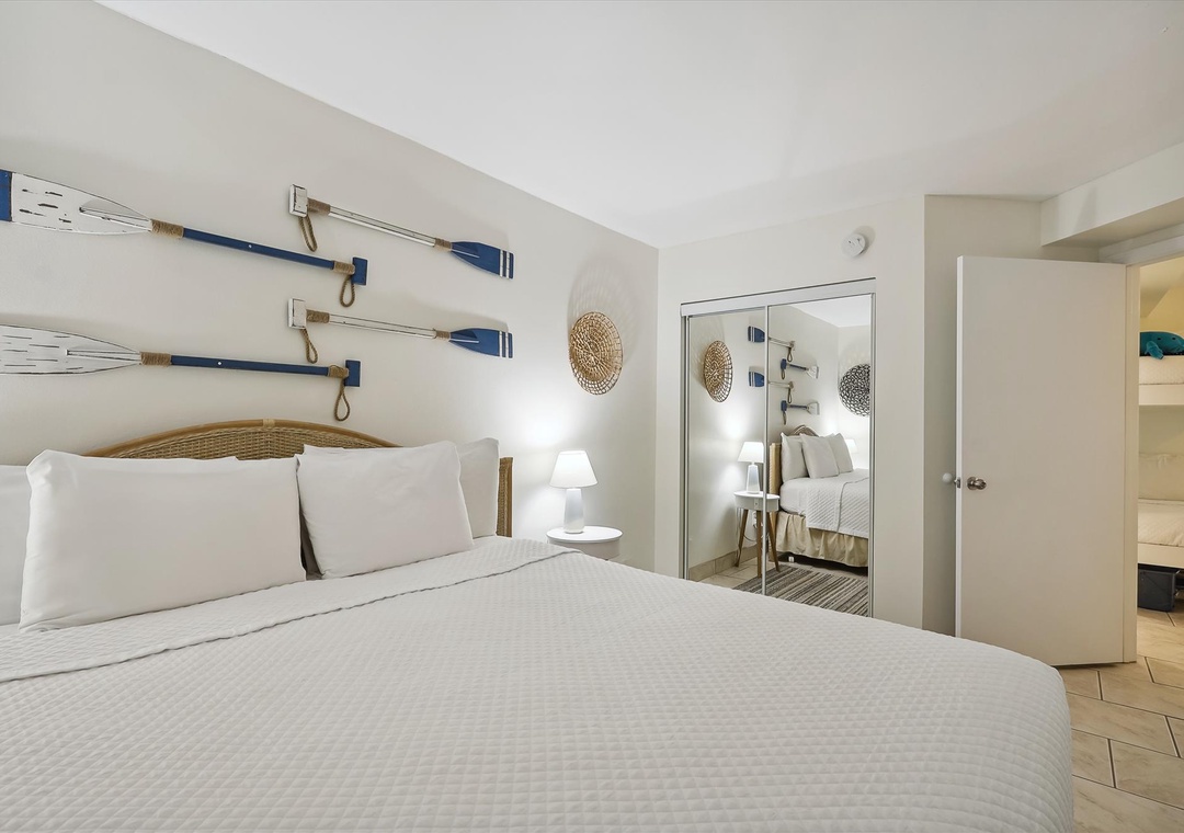 Perdido Skye 25 Guest Bedroom #1 King Bed