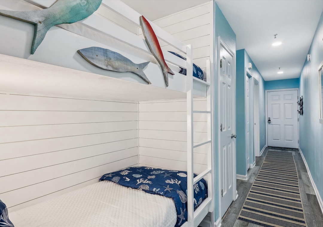 Grand Caribbean 410E Bunk Beds and Hallway