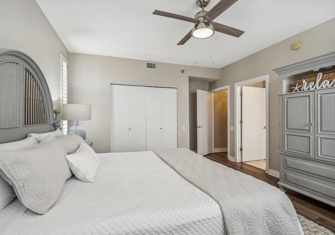 interiors-bedroom 3-119778255