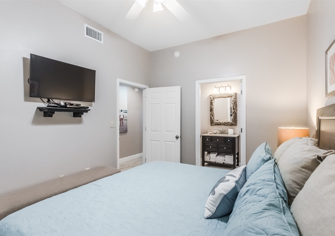 Spanish Key 207 Guest Bedroom #1 with Attached Bathroom