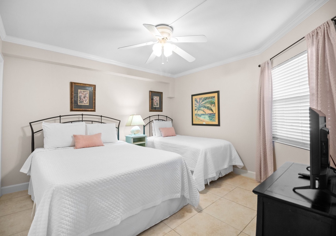 Sea Spray Unit 922 - Bedroom 2