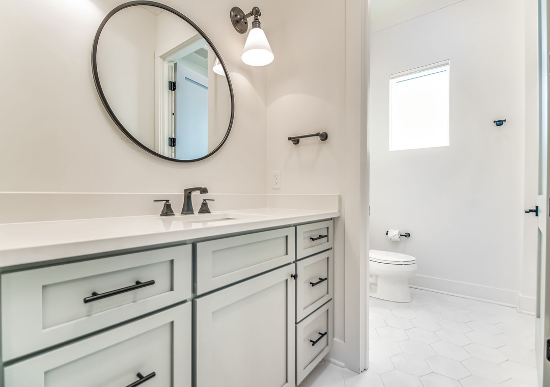 Vivianna #5 - Second Floor - Bathroom 4