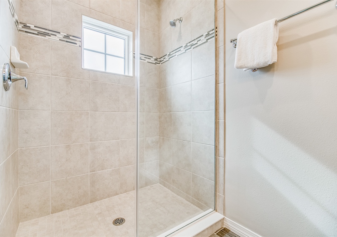 Lost Key Toes in the Sand Guest Bathroom #1 with Glass Shower