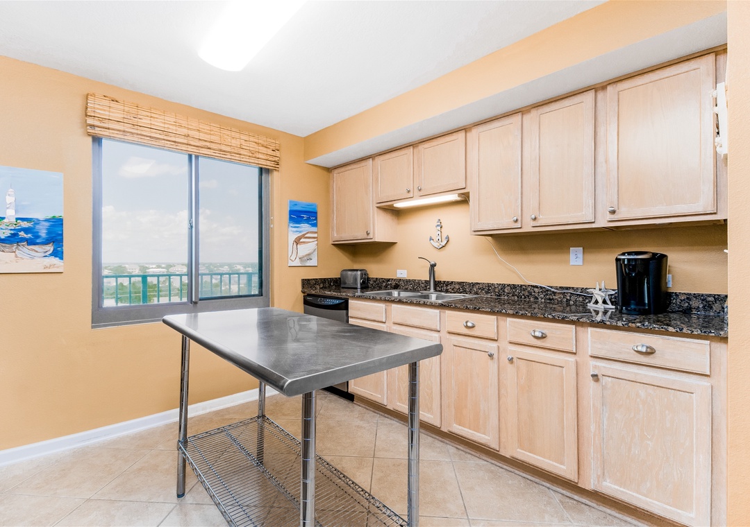Perdido Towers 707 Kitchen Counter and Sink