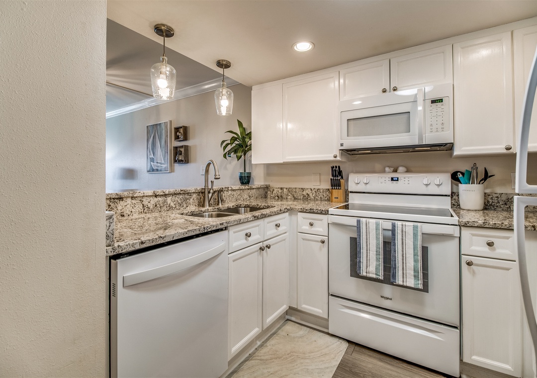 Ocean Breeze West 604 Kitchen