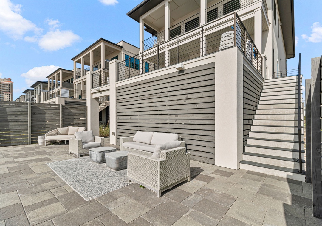 Outdoor Sitting Area