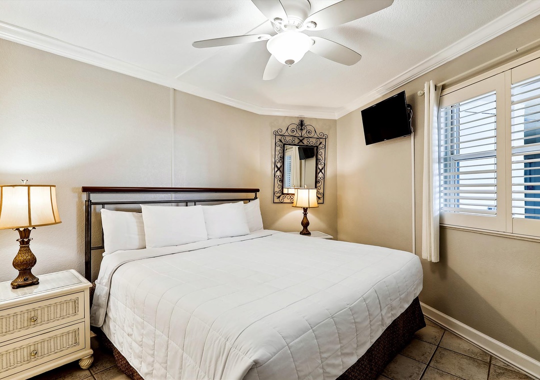 Perdido Sun 714 Guest Bedroom #1