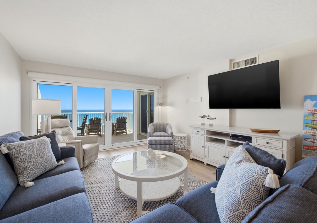Sandy Key 822- Living Room, TV & Balcony View