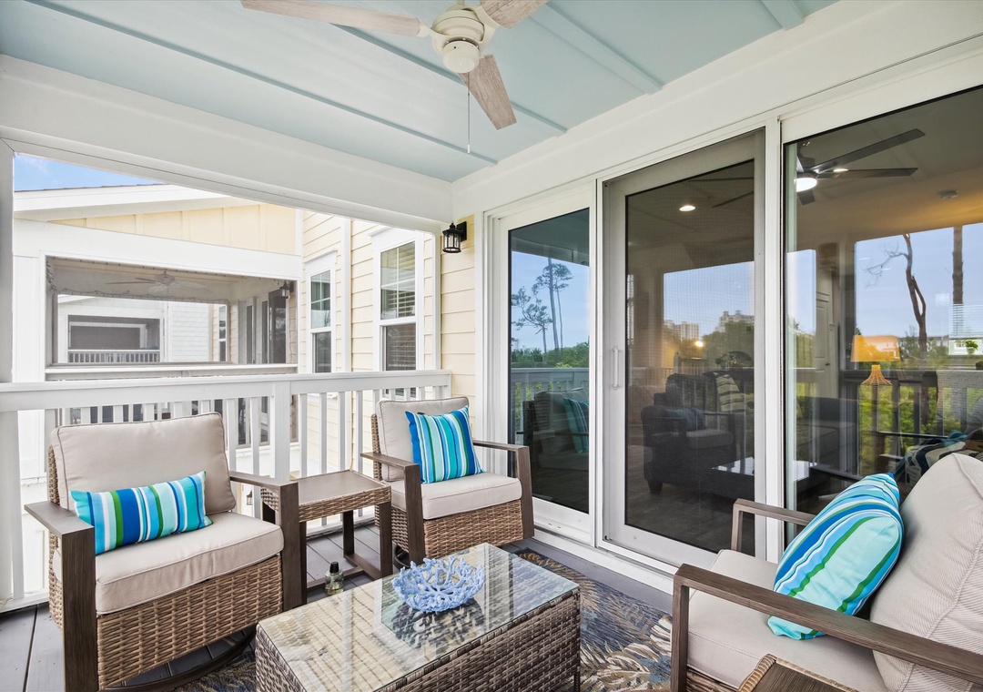 Lost Key Pelicans Paradise Balcony Seating