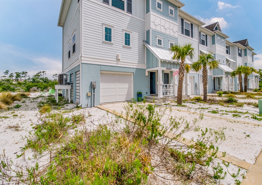 Lost Key Sugar Dune Retreat Front of Unit