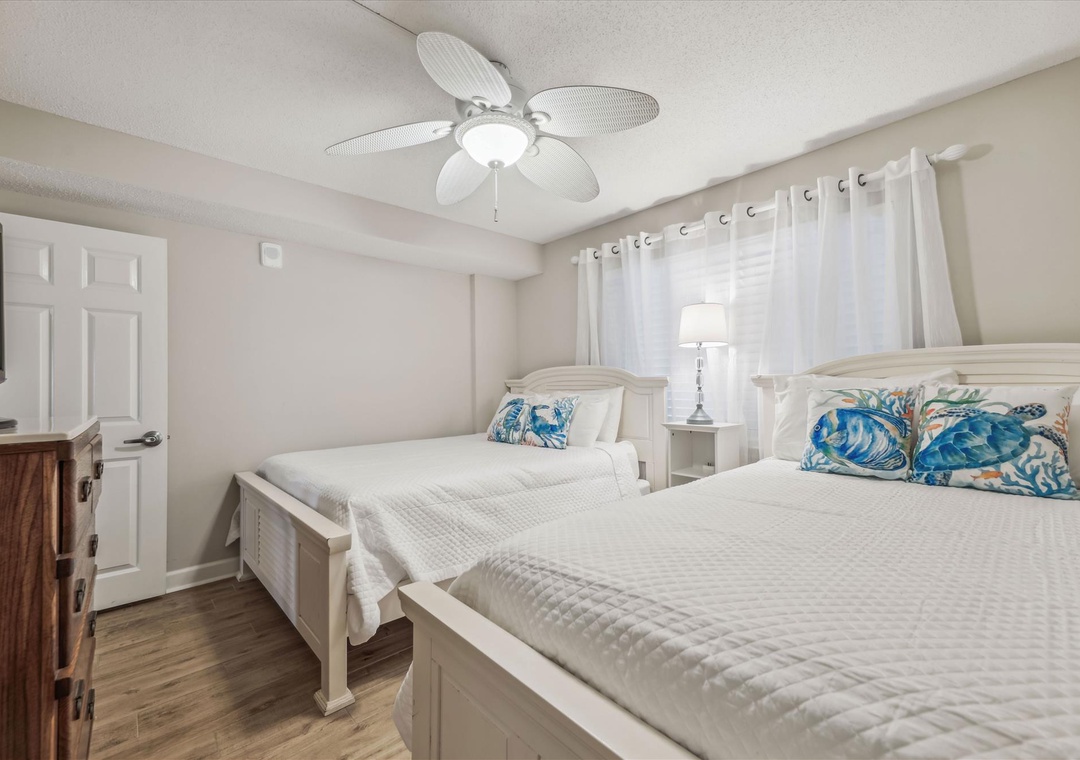 interiors-bedroom-123042161