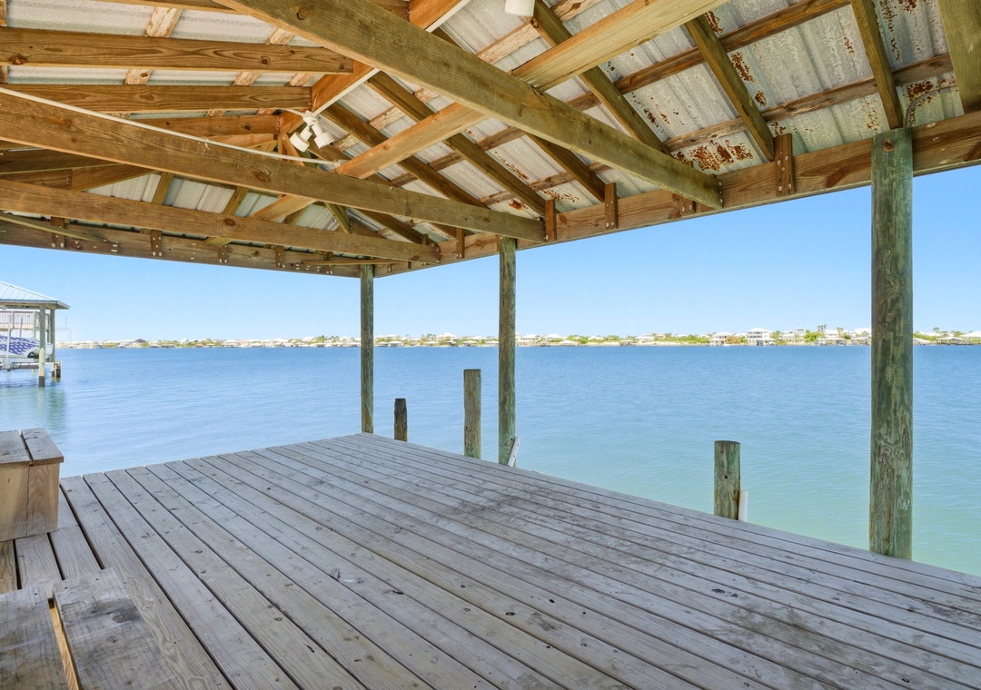 Tobin House- Boat House