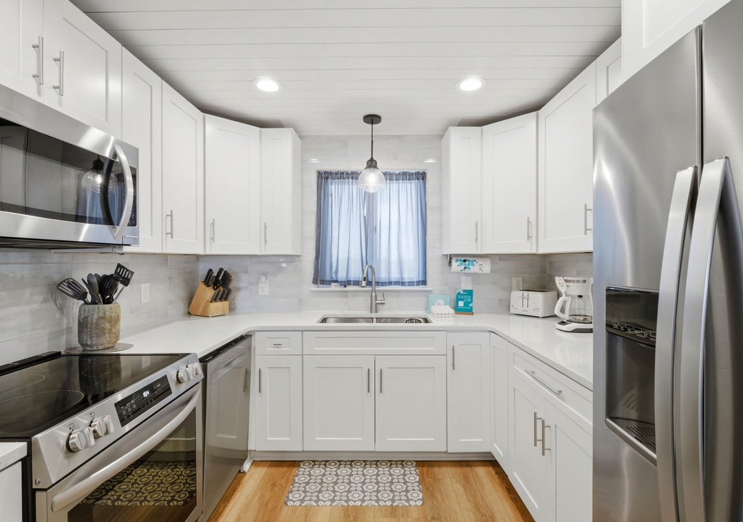 Sandy Key 622- Kitchen
