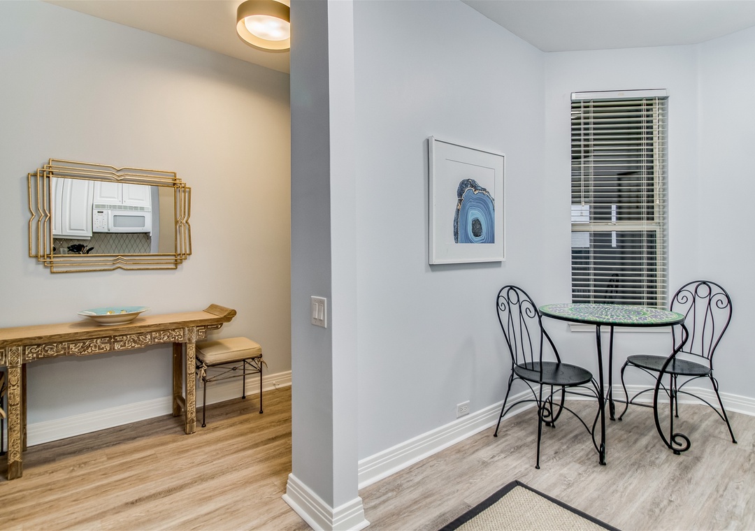 Beach Colony West 14B Breakfast Nook