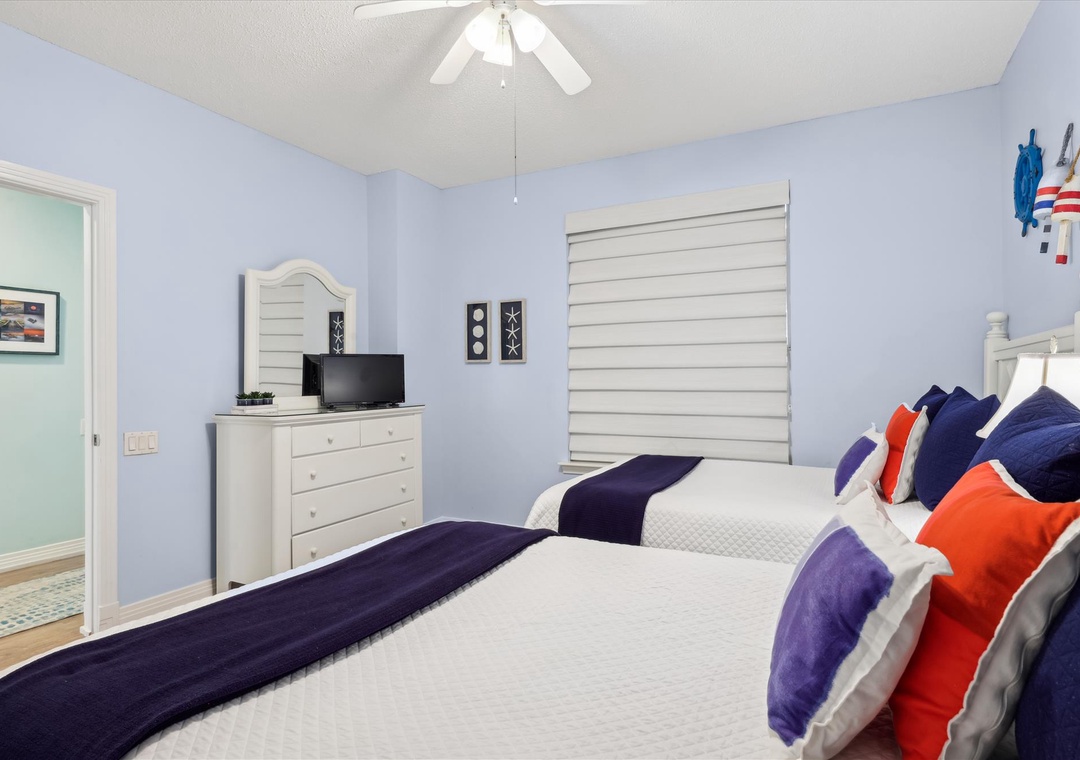 beachcolonytower9cmainbedroom318a5200