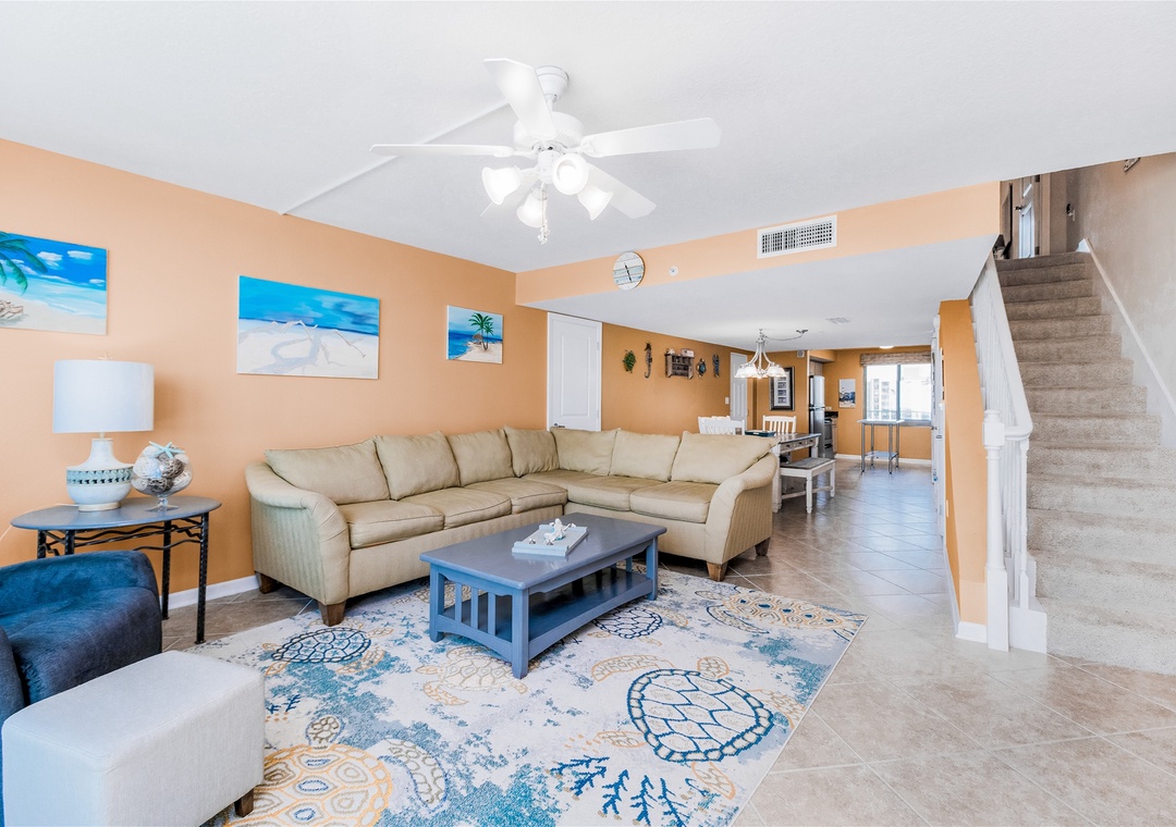 Perdido Towers 707 Living Room Seating