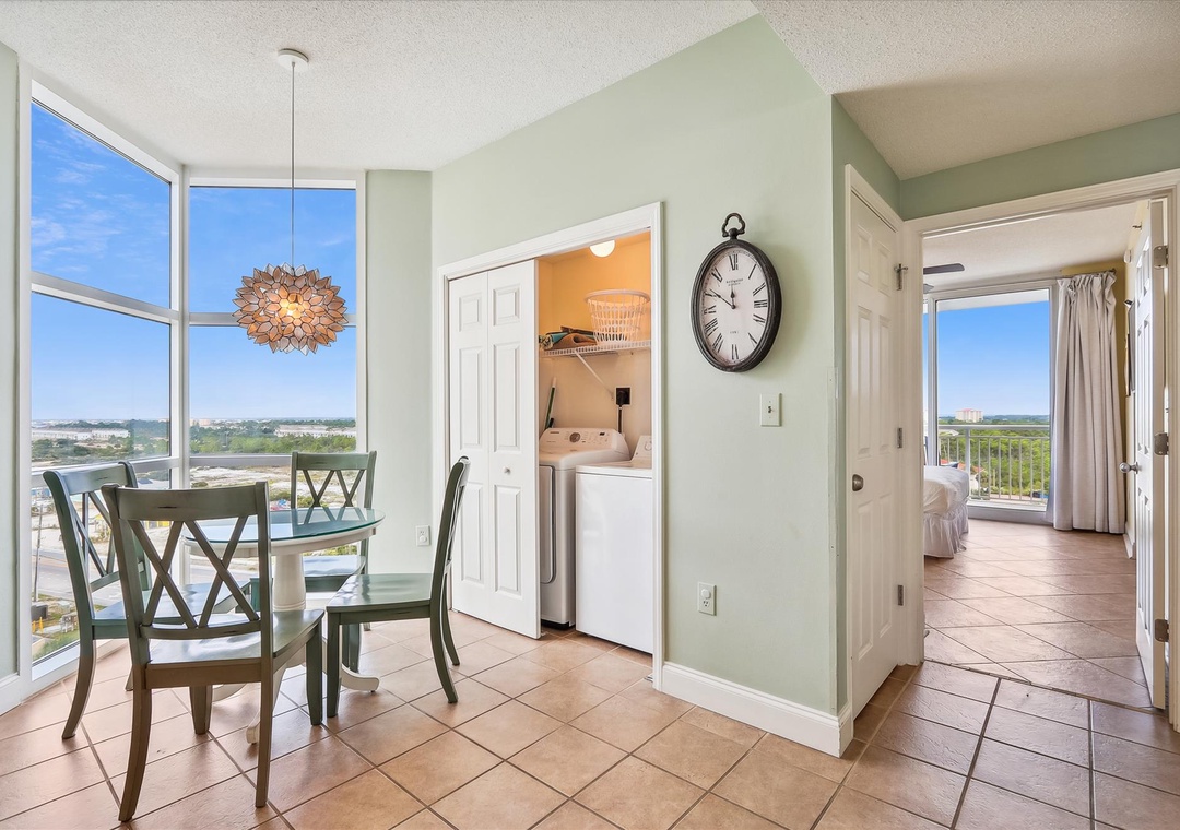 main level-dinette-124901_006