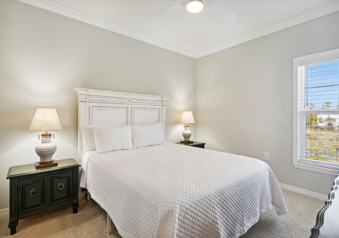 Lost Key Barefoot Bungalow Guest Bedroom #2 Queen Bed