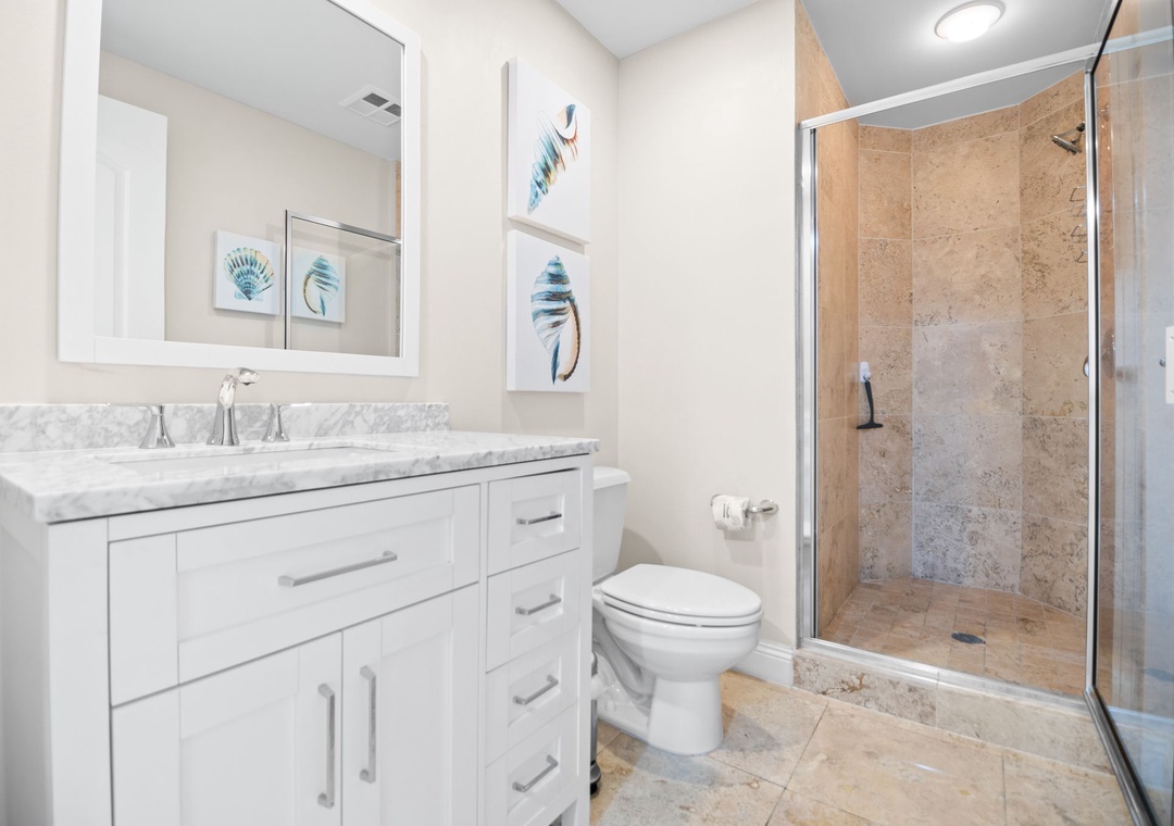 Indigo Unit 1701 - Bathroom 4