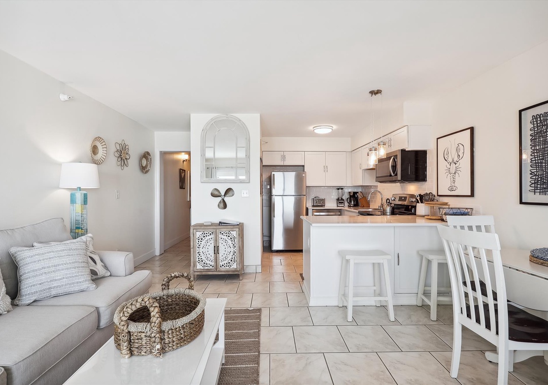 Perdido Skye 25 Living Room and Kitchen