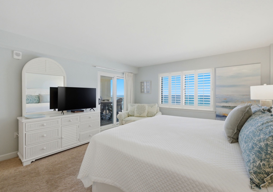 Sandy Key 718- Bedroom 1, TV & Balcony