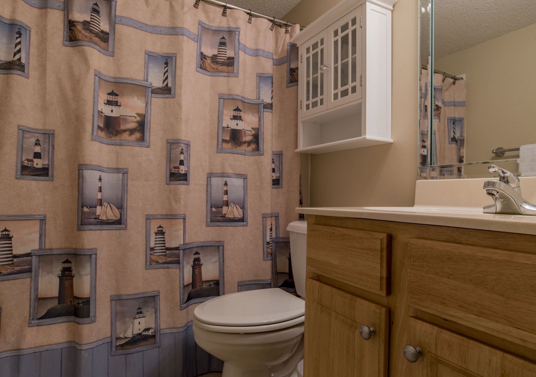 Sandy Key 235 Guest Bathroom #2