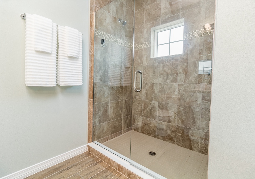 Lost Key Afterdune Delight Guest Bathroom #1 Glass Shower