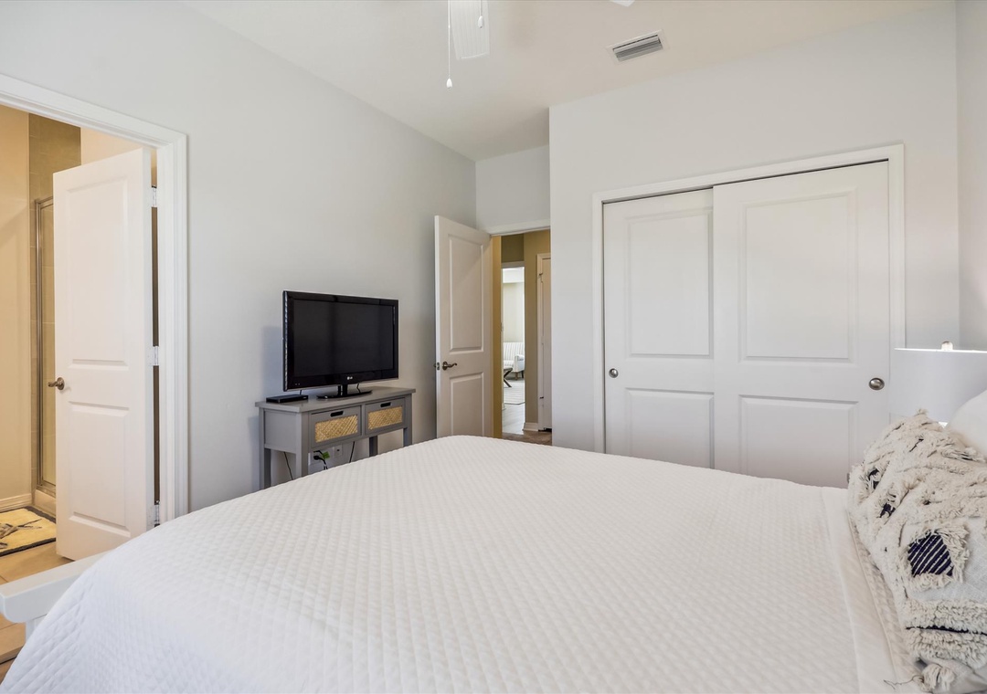 Lost Key Beach Therapy Guest Bedroom #2 and Closet