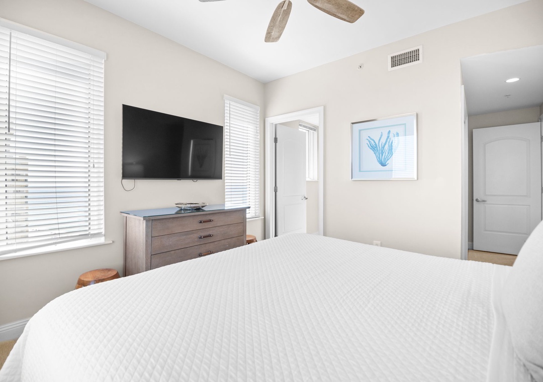 Indigo Unit 1701 - Bedroom 3