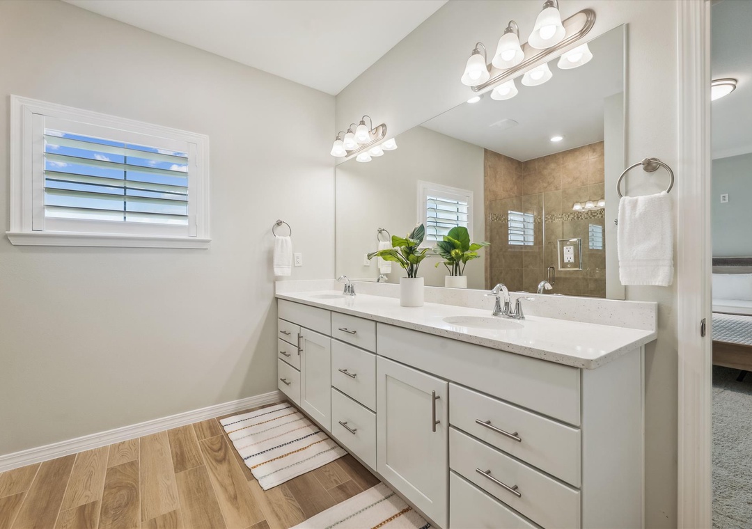 Stillwater Upper Level Primary Bath 2