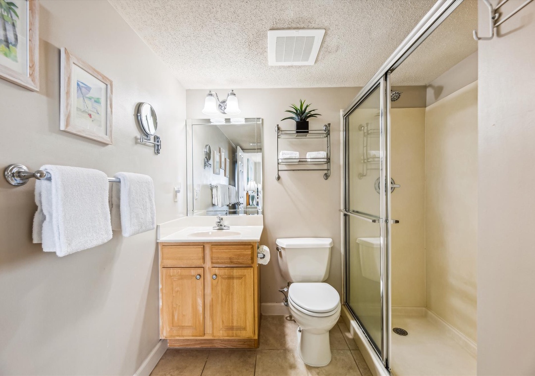 Sandy Key 436 Interior Primary Bath-128899081