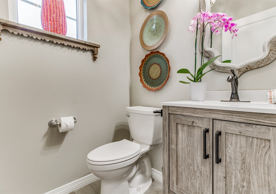 Lost Key Flip Flop Stop Guest Bathroom #1