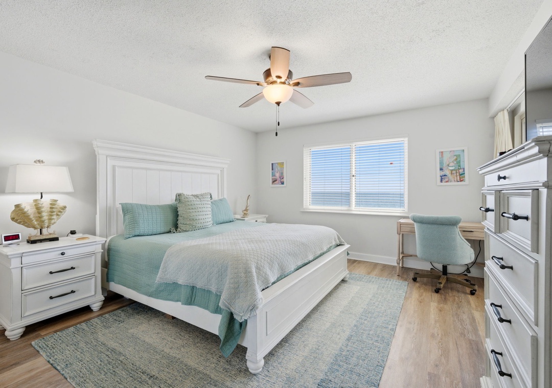 Sandy Key 537- Bedroom 1